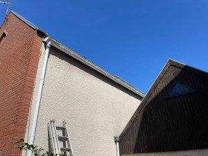 Photo de galerie - Remplacement de gouttière zinc /pvc /alu sans raccord