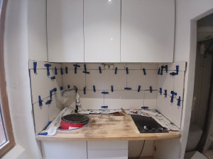 Photo de galerie - Realisation d'un carrelage mur en cuisine