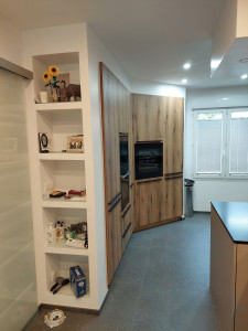 Photo de galerie - Habillage cuisine, création de l'habillage et des niches, plafond