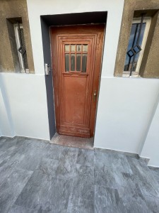 Photo de galerie - Démontage et remontage de portes  (ancienne porte)