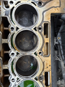 Photo de galerie - Refonte haut moteur 