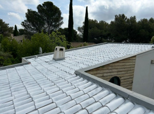 Photo de galerie - Peinture anti chaleur 
Réduit votre température de 5 à 10% maximum 