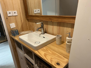 Photo de galerie - Pose lavabos plus lambris 