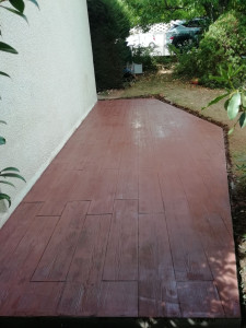 Photo de galerie - Dalle béton imprimé imitation bois! 
