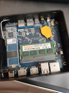 Photo de galerie - Prise d'info pour changement de RAM