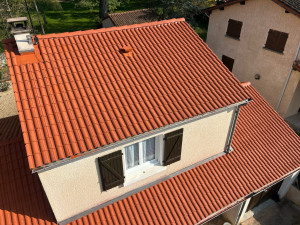 Photo de galerie - Résine hydrofuge coloré sur tuile béton 