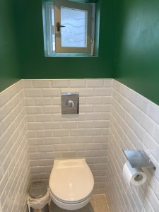 Photo de galerie - Installation d’un wc suspendu
