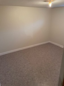Photo de galerie - Peinture murs et plinthes, pose d’un nouveau lino
