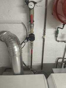 Photo de galerie - Remplacement pompe de circulation 