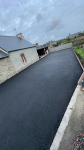 Photo de galerie - Réalisation d’un enrobé 