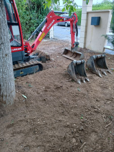 Photo de galerie - Bricolage et multi services