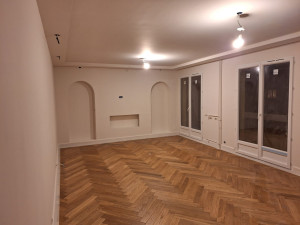 Photo de galerie - Réalisation de décoration marocain 
Parquet 
Peinture 
La totale 