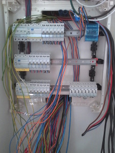 Photo de galerie - Tableau électrique triphasé