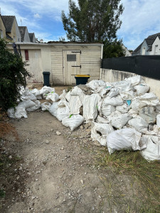 Photo de galerie - Débarras de sac de pierre 