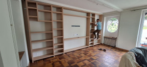 Photo de galerie - Conception 3D 5m×2,6m - commande des planches en panneau de particules plaqué chêne - assemblage avec tourillons 