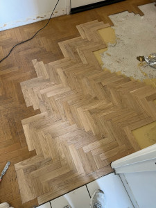Photo de galerie - Pose de parquet - Revêtement de sol
