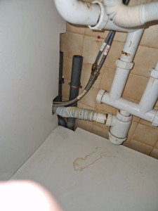 Photo de galerie - Intervention pour déboucher une canalisation de cuisine 