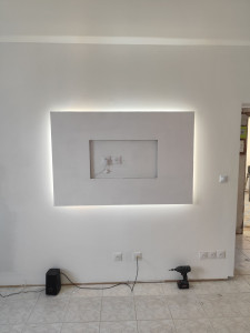 Photo de galerie - Coffrage pour TV suspendu 