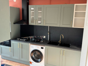 Photo de galerie - ?️ Transformation cuisine : Avant / Après ? Travail réalisé avec soin, efficacité et passion.  ? Suivez-moi pour plus de projets inspirants ? Contactez-moi si vous avez un projet en tête????‍♂️