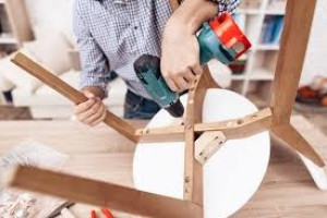 Photo de galerie - Montage cuisine, salle de bain, lit, armoire, cabanon jardin bois ou ferraille, peinture, enduit, rebouchage