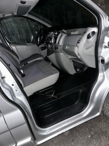 Photo de galerie - Nettoyage d’une cabine d’utilitaire 