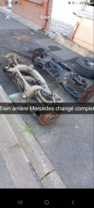 Photo de galerie - Remplacement train arriere mercedes classe c complet , vidange pont arrière 