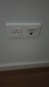 Photo de galerie - Ajouter de prise RJ45