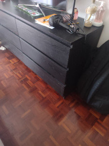 Photo de galerie - Commode 6 tiroirs MALM