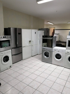 Photo de galerie - Vente et dépannage tout électroménager réparation de vos frigo et lave linge a domicile 
etc.... 