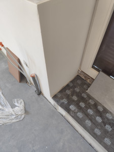 Photo de galerie - Rattrapage niveau et planéité marche d'entrée 