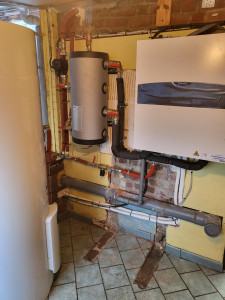 Photo de galerie - Installation de pompe à chaleur, chaudière gaz, fioul etc ..