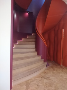 Photo de galerie - Escalier courbe