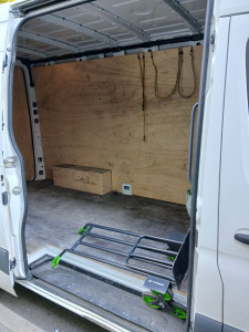 Photo de galerie - Chariot, sangle, couverture, papier bulle 