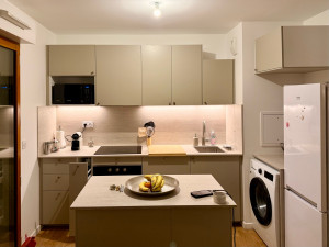 Photo de galerie - Cuisine IKEA (prise de mesures, conception 3D, montage, pose) 