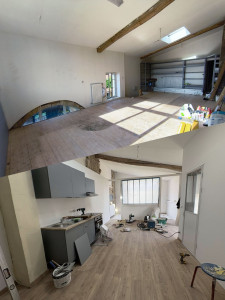 Photo de galerie - Réagencement d'espace ( pose de plaques de plâtre, parquet, cuisine,..)