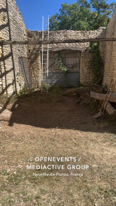 Photo de galerie - Tuile et bois de charpente évacuer 