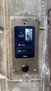 Photo de galerie - Installation interphone immeuble kivala