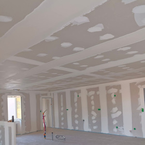 Photo de galerie - Finition de bandes joints de placo