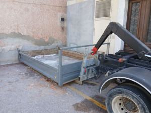 Photo de galerie - ? Intervention possible dans les endroits difficiles d’accès (ruelles étroites, accès complexes, terrains enclavés).