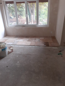 Photo de galerie - Pose de travertin