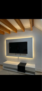 Photo de galerie - Installation tv + led + meuble 