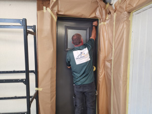 Photo de galerie - PEINTRE ÉLECTROSTATIQUE  PORTES