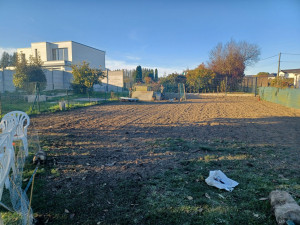 Photo de galerie - Je réalise tout types de travaux de jardinage 
création de massif jardin
cloture 
plantation 
et autre