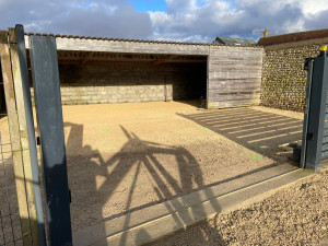 Photo de galerie - Réglage d’une cour avant enrobé 