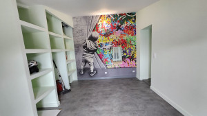 Photo de galerie - .pose de papier peint 
.pose dalle pvc 
. mise en peinture plafond / murs