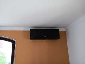 Photo de galerie - Pose et mise en service de climatisation.