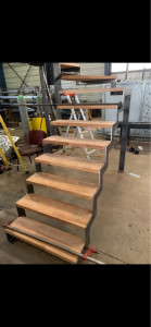 Photo de galerie - Fabrication d’un escalier bois métal
