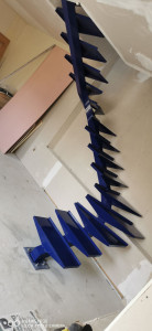 Photo de galerie - Réalisation d'un escalier double quart tournant à limon central
Peinture au pistolet ral 5022