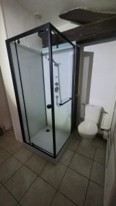 Photo de galerie - Remplacement d'une vielle douche par une cabine