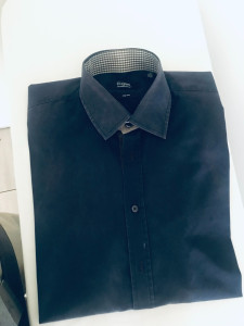 Photo de galerie - Repassage chemise longue manches / ou courtes